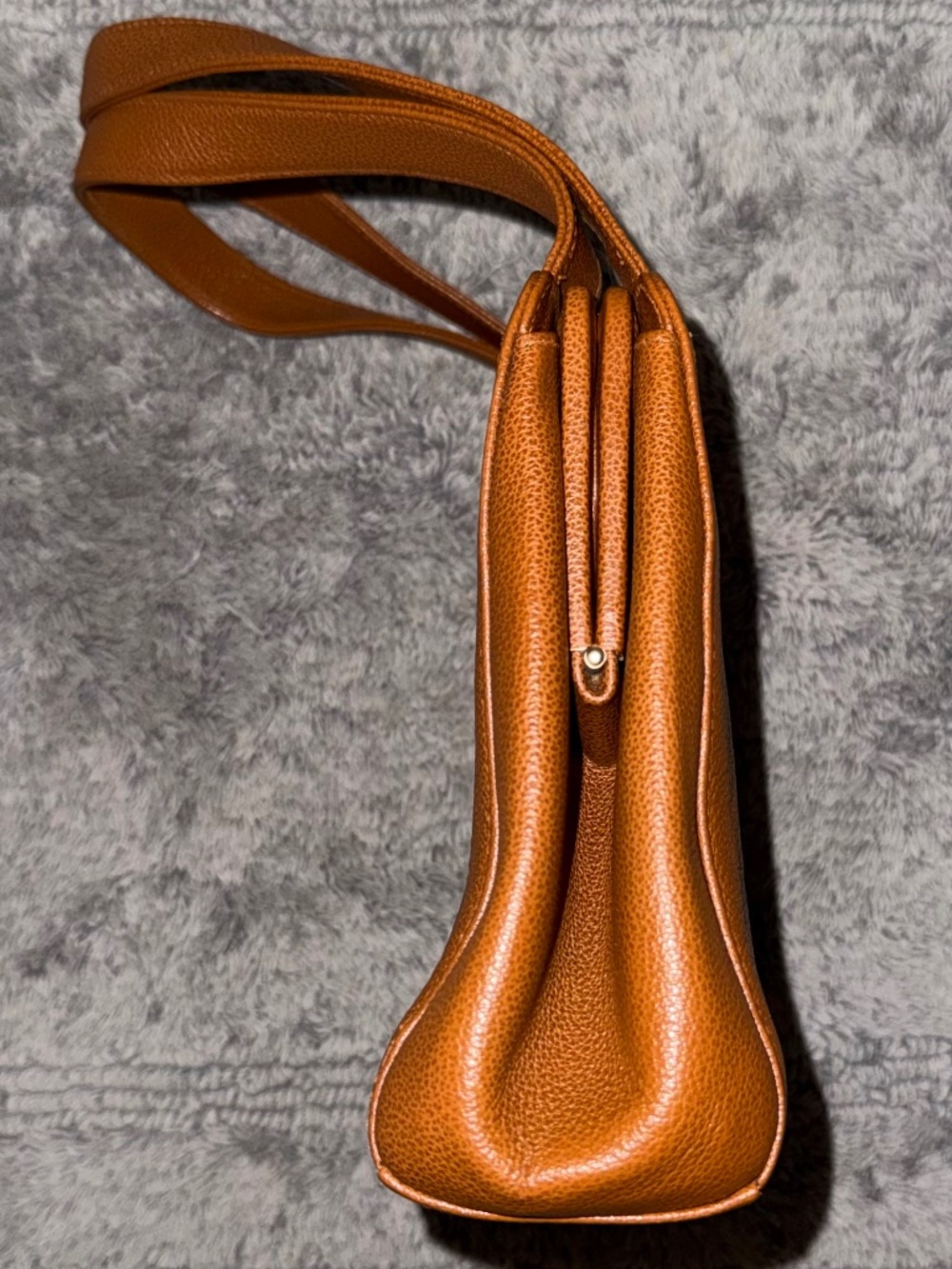 Chanel 1997-99 Brown Caviar Leather Structured Handbag - Picture 4 of 10